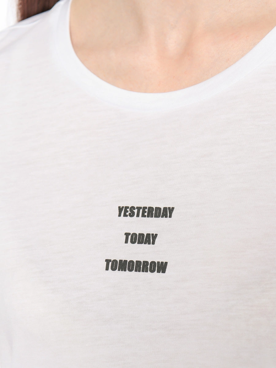 Футболка Tencel ™ с контрастным принтом 